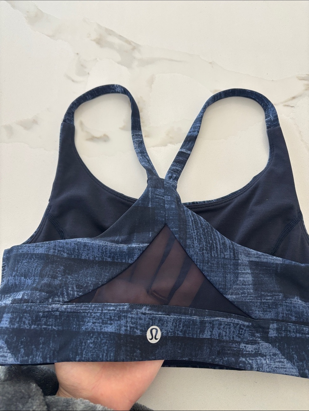 Lululemon Size 6 Blue Sports Bra - Picture 3 of 5
